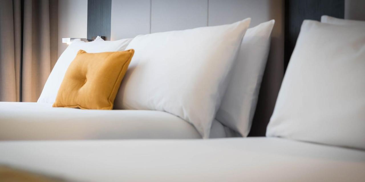 Maldron & Leisure Centre Hotel 3*